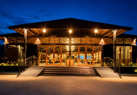 Evoke Rambagh Ayodhya | 25-Acre Luxury Retreat | 5 mins From Ram Mandir