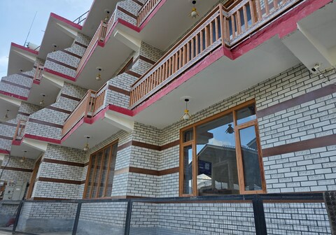 Aadesh villa b&b