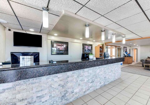 Best Western Movie Manor