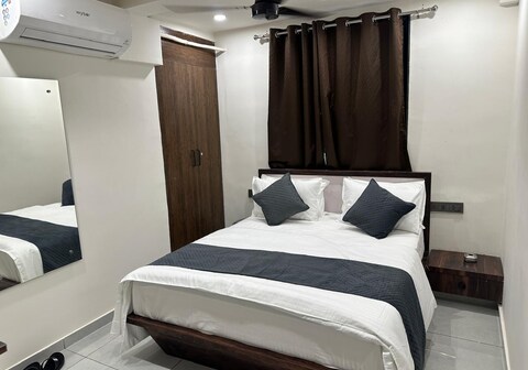 HOTEL JSK JAMNAGAR