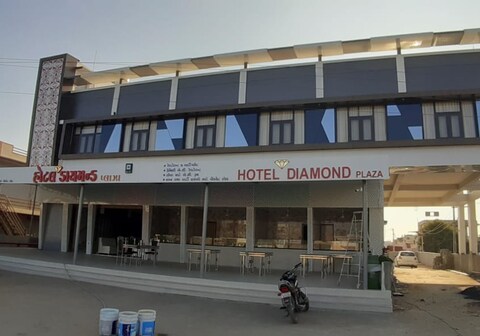 Hotel Diamond Plaza