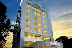 THE CHRYSOBERYL HOTEL& CONVENTION CENTRE, Kottayam THE CHRYSOBERYL HOTEL& CONVENTION CENTRE, Kottayam