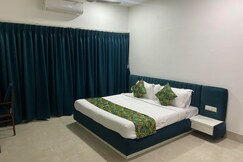 Handpicked Aashiyana Emerald  A Luxurious Bungalow, Kolkata Handpicked Aashiyana Emerald  A Luxurious Bungalow, Kolkata