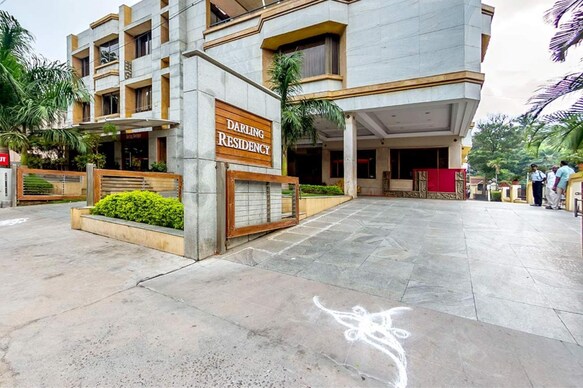 Hotel Darling Residency