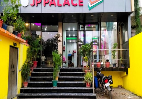 HOTEL J.P. PALACE