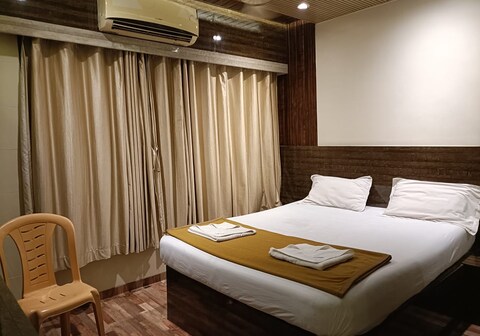 Om Sai Guest House