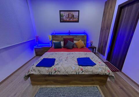 Furnished Studio for Solo Couple trios in Zirakpur