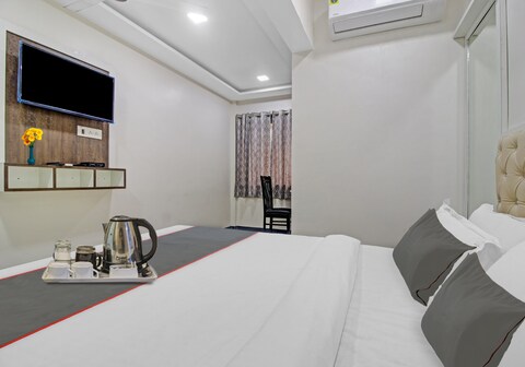 Hotel O Raj Mahal