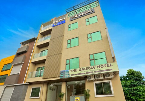 FabHotel Gaurav Inn