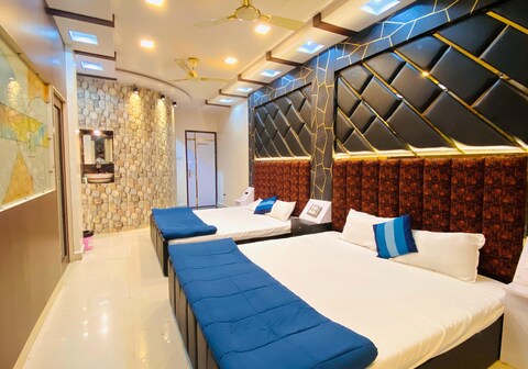HOTEL MARK