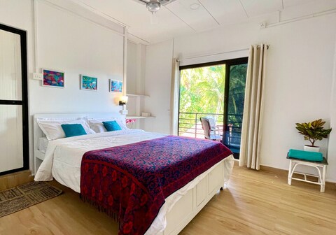 Sky Studio Apartment | Blue Sky Rentals