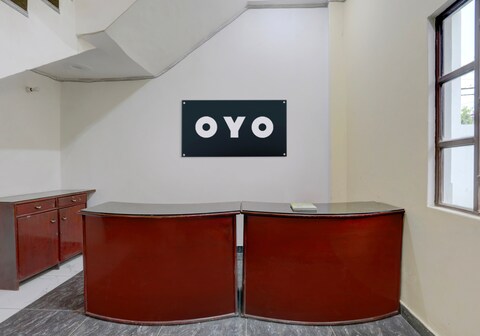 Hotel O Yatharth Inn Paying Guest House