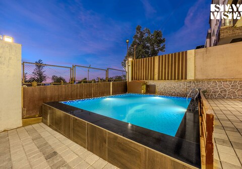 StayVista at Belleza