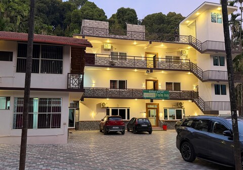 HOSAMANE FARM INN