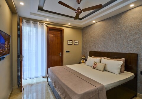 Work or Leisure Staycation