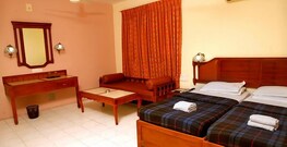 DWARAKA HOTEL, Cochin DWARAKA HOTEL, Cochin