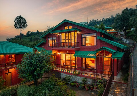 Parvada Bungalows Mukteshwar