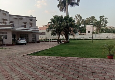 HOTEL VIJAY BHARAT BHAWAN