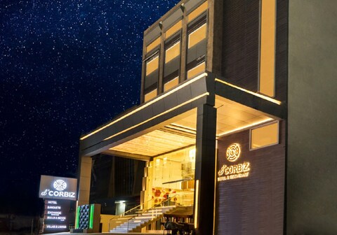 Hotel D'corbiz