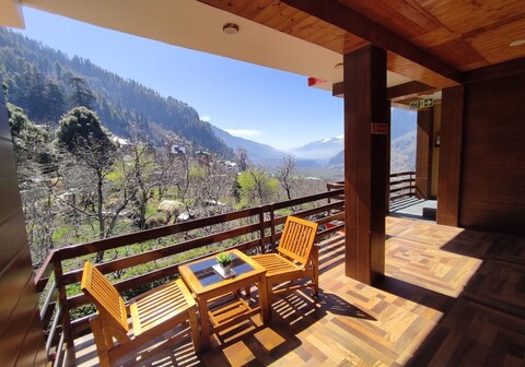 Glorious Resorts Manali
