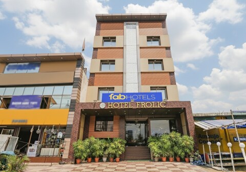 FabHotel Frolic