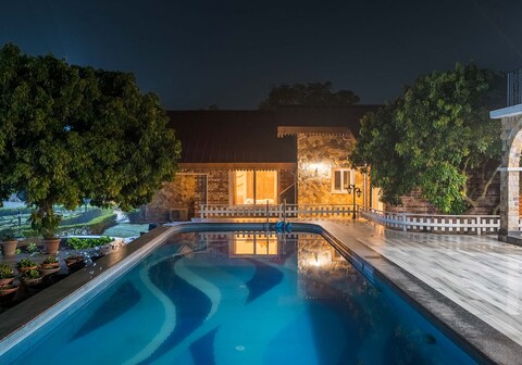 StayVista at Cottage @ Dudly Manor