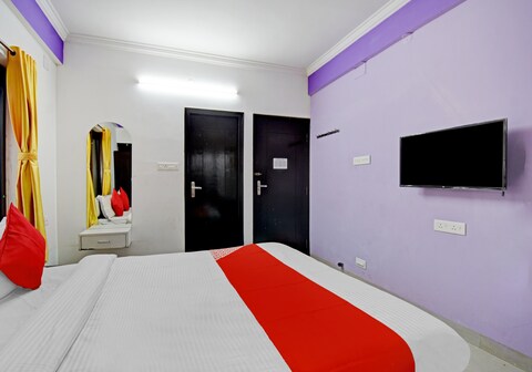 Hotel O RR Residency