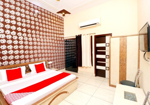 Hotel O Pushp Vatika