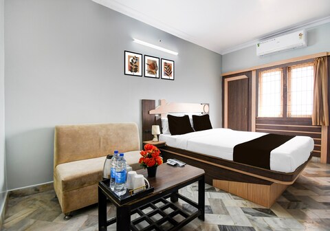 Super Townhouse Jyoti Mahal Road Rayagada