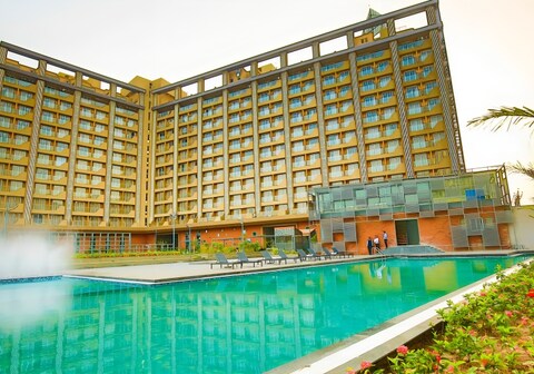 WowStay at Weekend Address