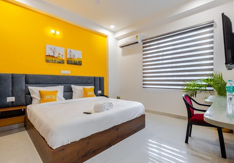 Lime Tree Hotel Genpact Sector 69