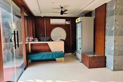 Town Tower Hotel And Restaurant, Pipariya Town Tower Hotel And Restaurant, Pipariya