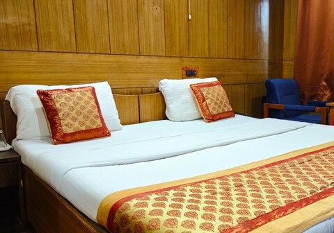 Hotel Ech Aar, Kargil