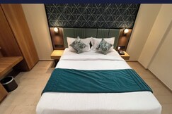 Hotel Crystal Castle, Mumbai Hotel Crystal Castle, Mumbai