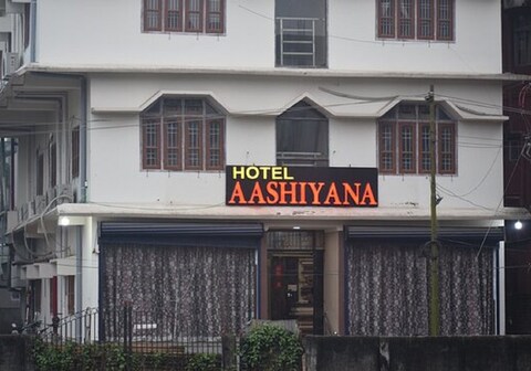Hotel Aashiyana