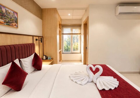 Hotel Vyom Residency