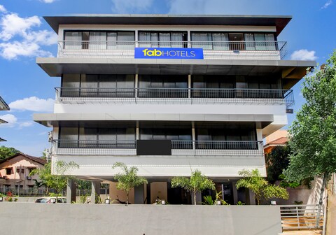 FabHotel Peak Stay - Nr. Mall De Goa, Porvorim