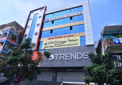 Hotel Swarna Palace