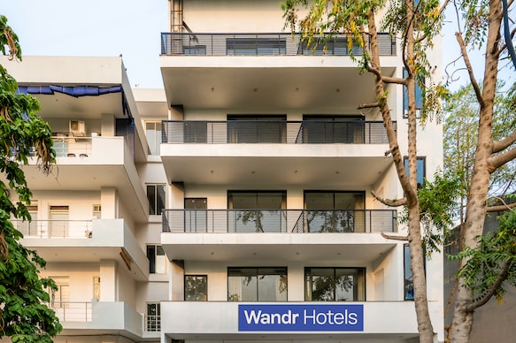 Wandr Hotel Golf Course Rd, Near Cyber City, Gurugram