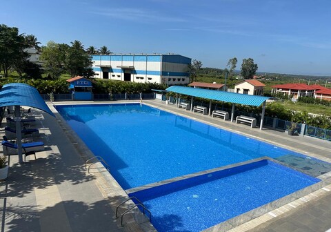 HOTEL TIBET (FTCI Cottages)