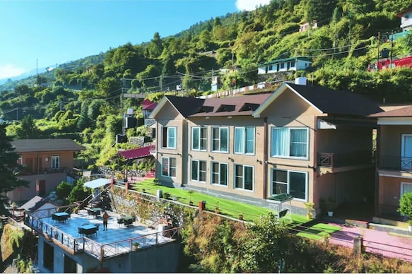 Tathastu Maitri Ski Resort