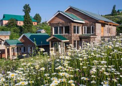 Nedou's Hotel, Gulmarg Nedou's Hotel, Gulmarg