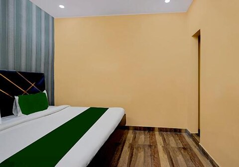 FabHotel Lotus Inn