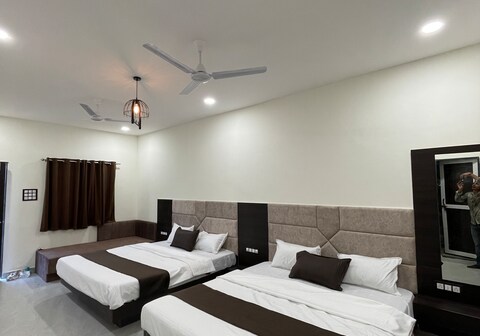 Tekri farms and retreat