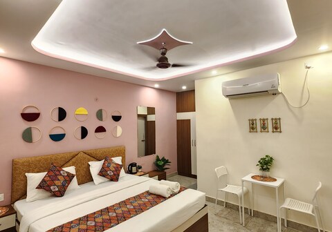 Nomadic Kashi Stays