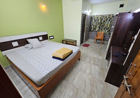 Shree Jagannath Anand Vatika | Vaishnav Food And Stay