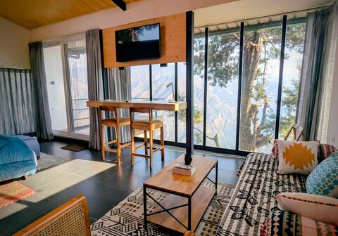 Kempty Top Himalayan Cabin