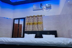 SAROJA GUEST HOUSE, Varanasi SAROJA GUEST HOUSE, Varanasi
