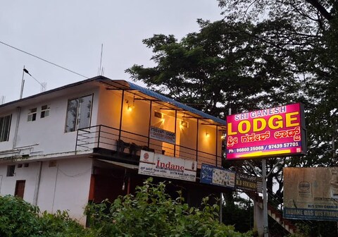 Sri Ganesh Lodge