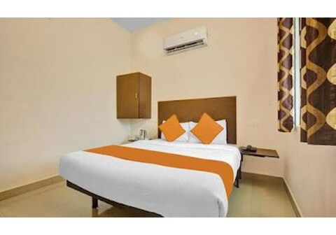 Elegant Residency Near Airport